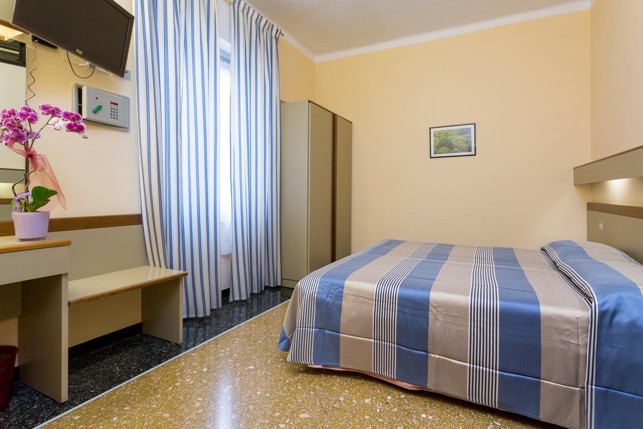 Hotel Villa Delibera Varazze Luaran gambar