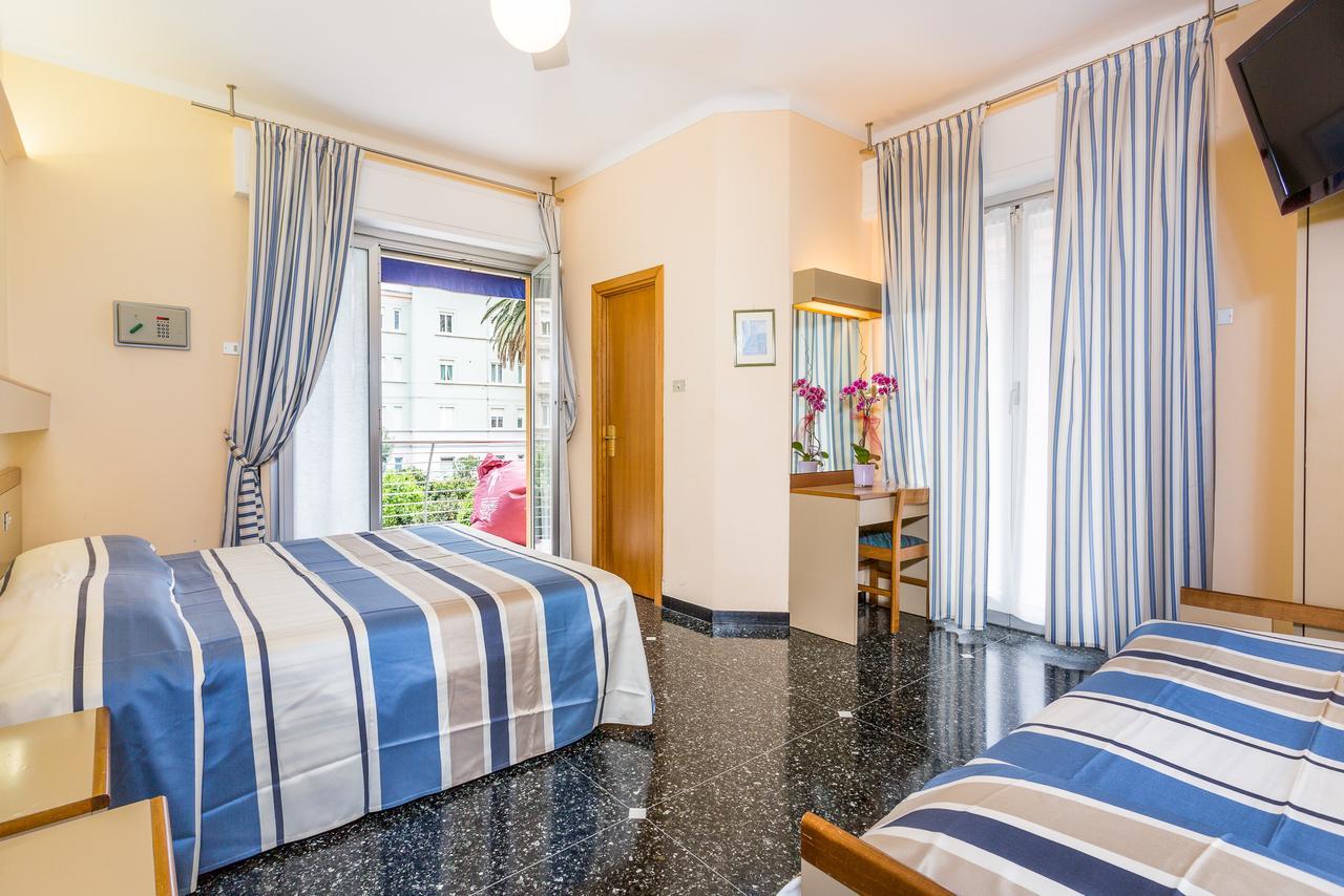 Hotel Villa Delibera Varazze Luaran gambar