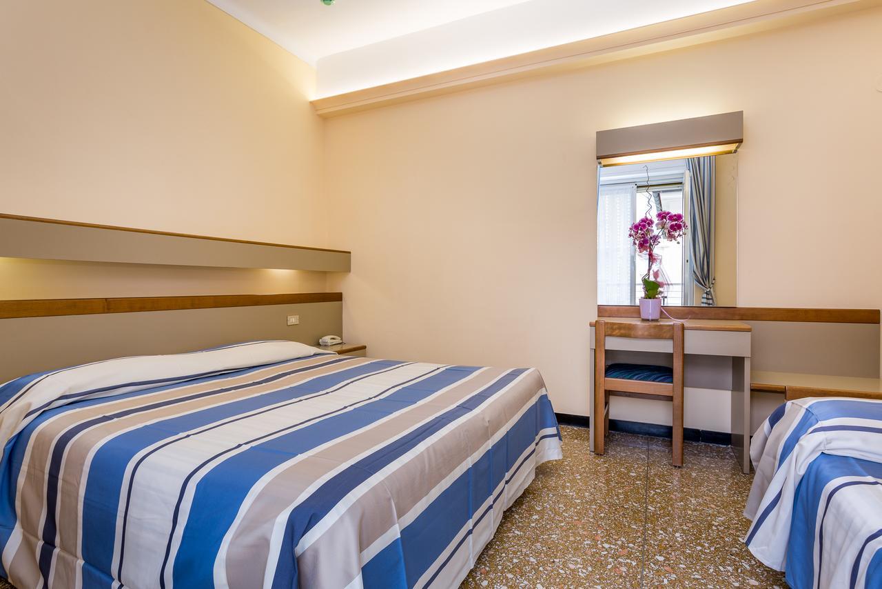 Hotel Villa Delibera Varazze Luaran gambar
