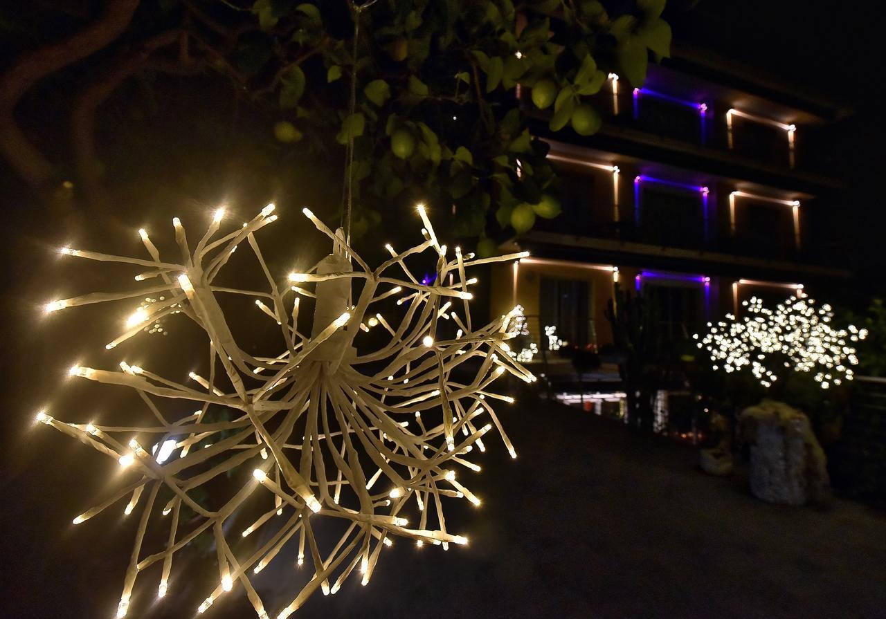 Hotel Villa Delibera Varazze Luaran gambar
